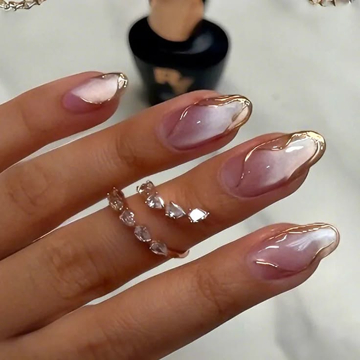 Gel vs Acrylic Nails: Which Is Better for You?